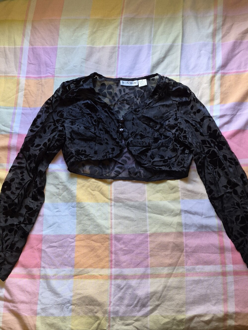 le chateau Black Velvet Burnout Cropped Bolero